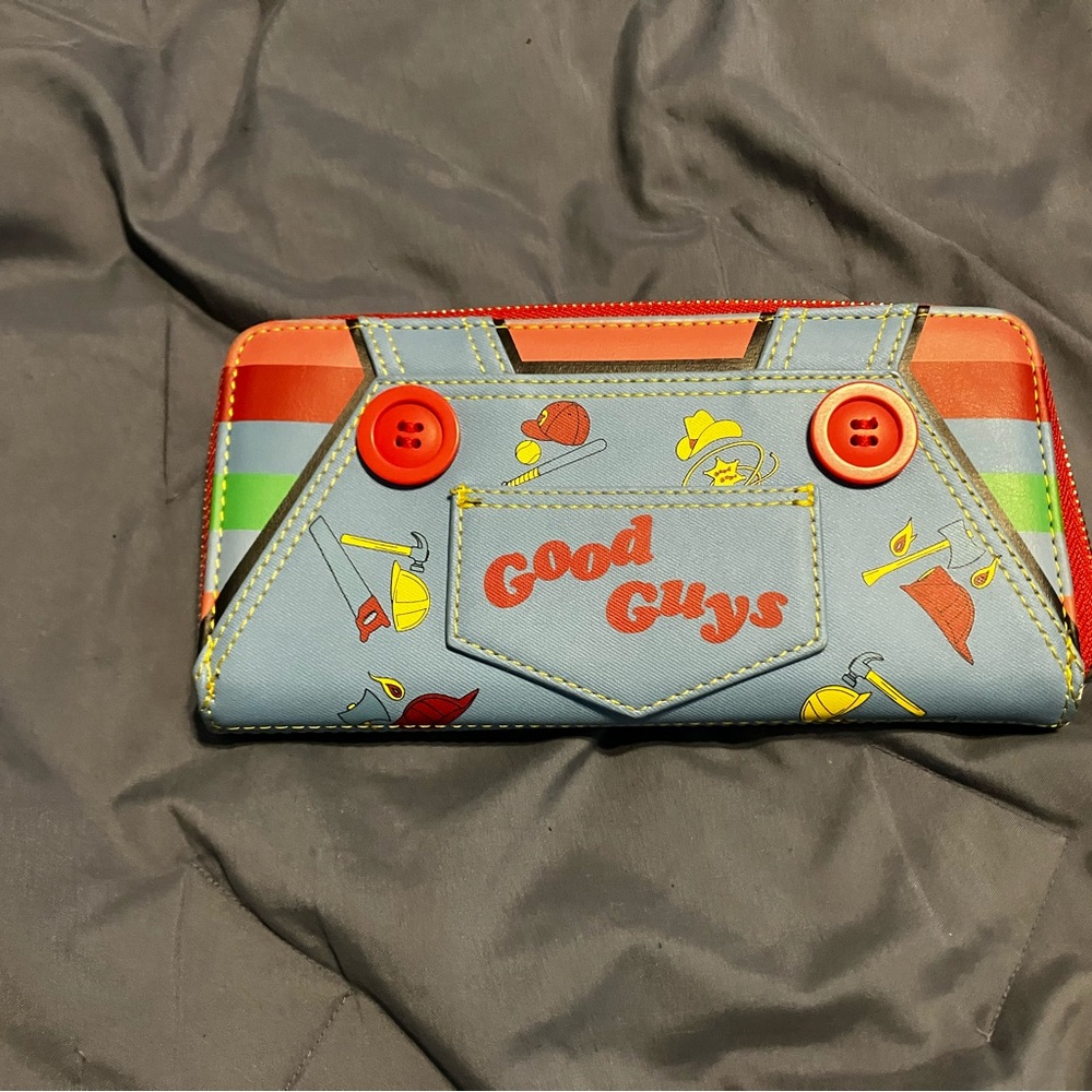 Lounge fly Chucky wallet